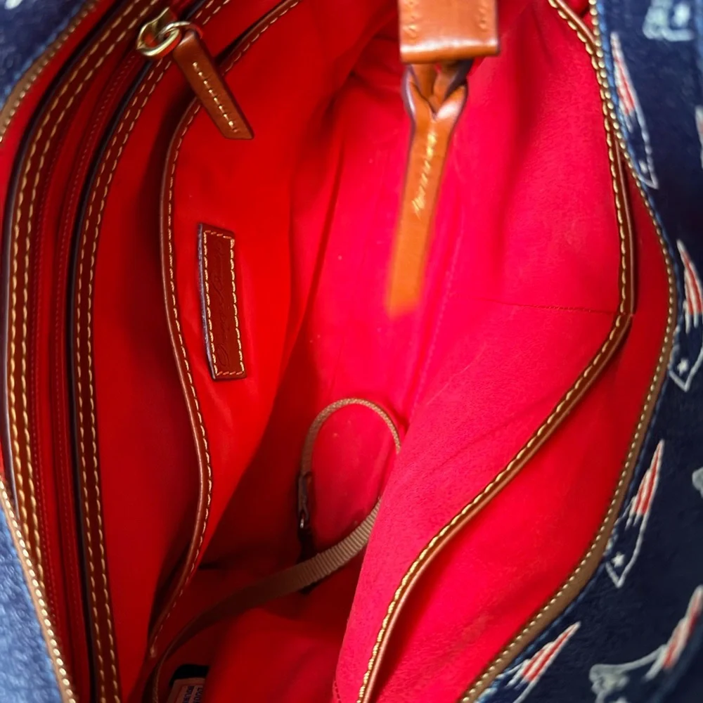 Dooney & Bourke New England Patriots Bag - Picture 4 of 4